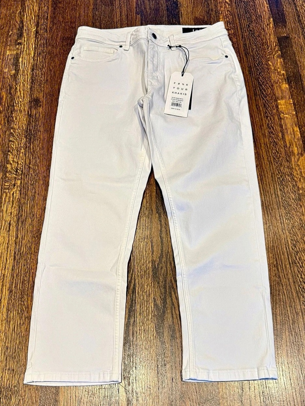TPJ Athletic Fit Straight Leg Jeans in White Waist 33 x 28 NWT